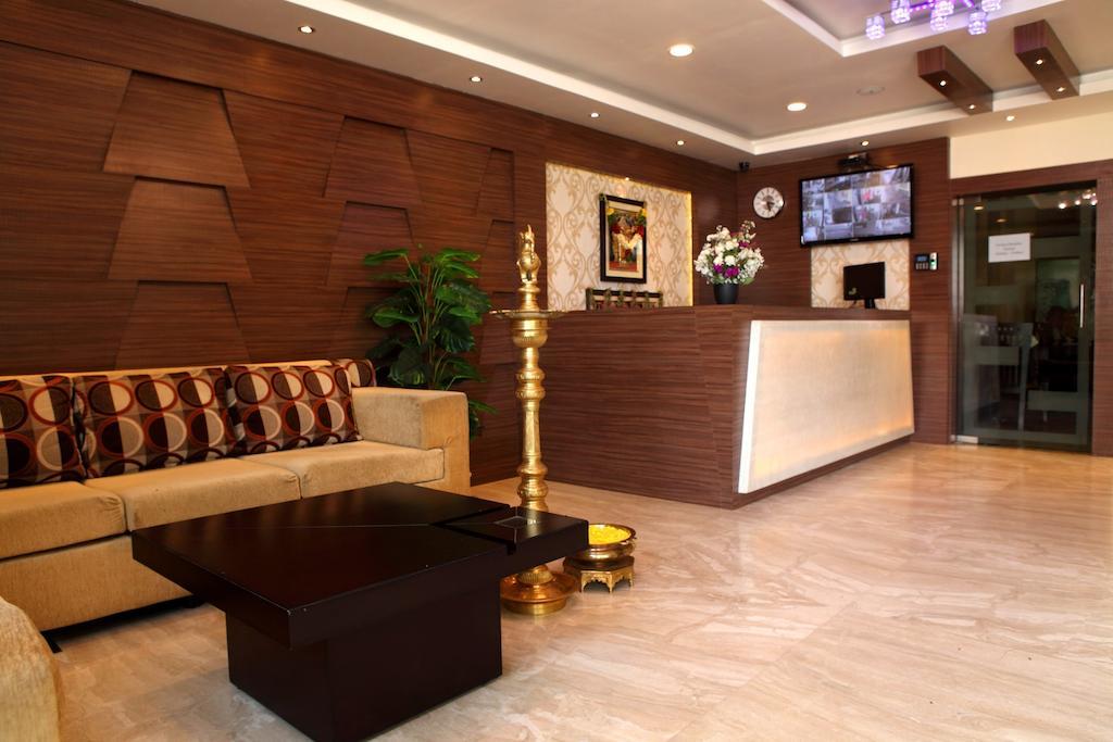 Sbs Grand Hotel Coimbatore Bagian luar foto
